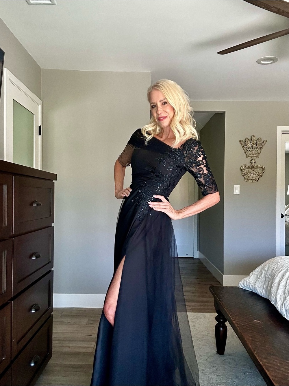 JJ’s House Elegant Black Evening Gown with Lace and Sequin Detail